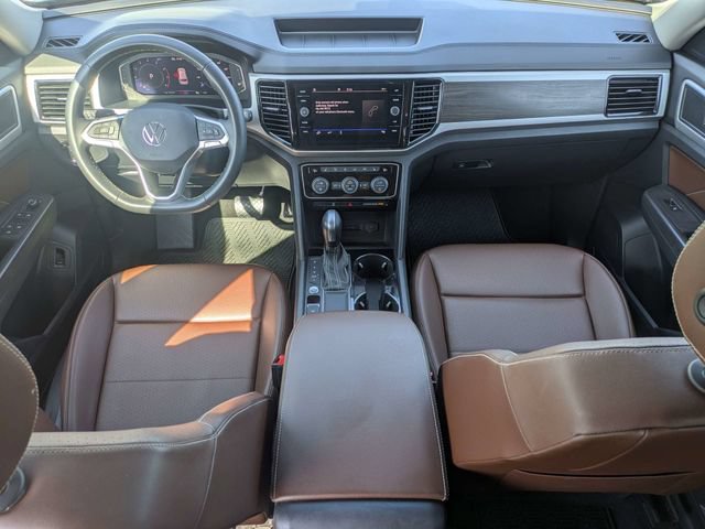 Used 2023 Volkswagen Atlas SE w/ Black Wheel Package FWD image 16