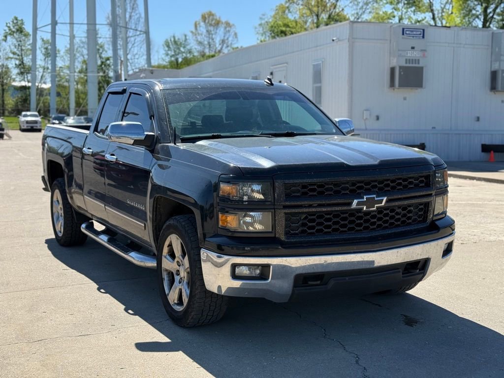 Used 2014 Chevrolet Silverado 1500 LT w/ LT Convenience Package image 4