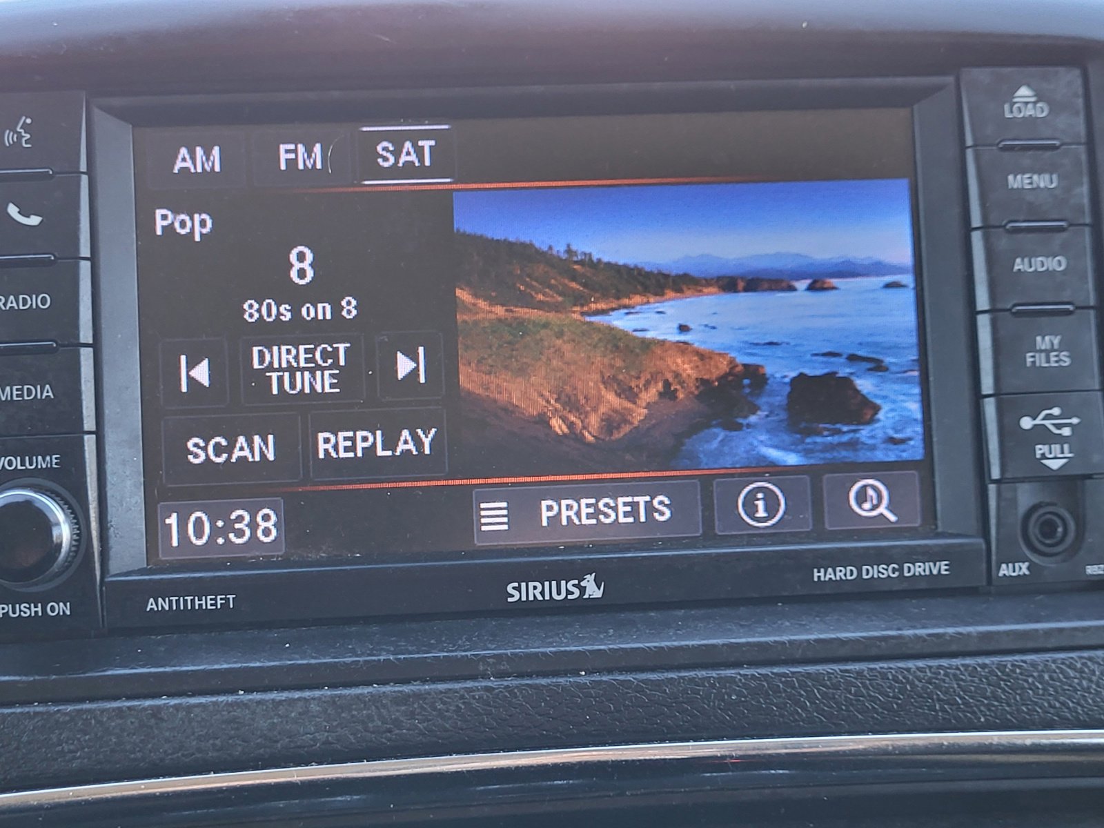 Used 2019 Dodge Grand Caravan SE w/ UConnect Hands-Free Group image 29