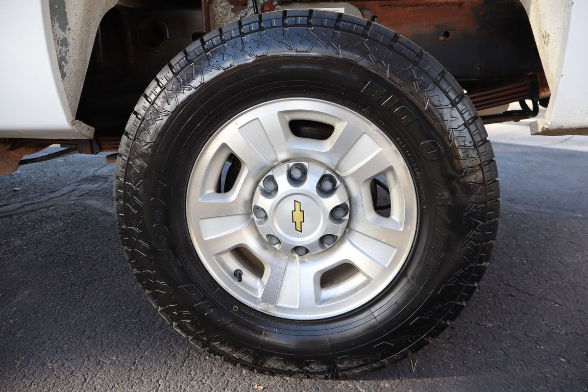 Used 2010 Chevrolet Silverado 2500 LTZ w/ Suspension Package, Off-Road image 41