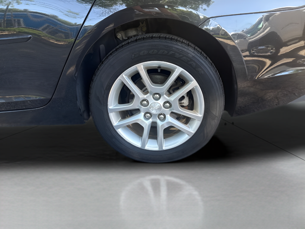 Used 2013 Chevrolet Malibu LT w/ Power Convenience Package FWD image 8