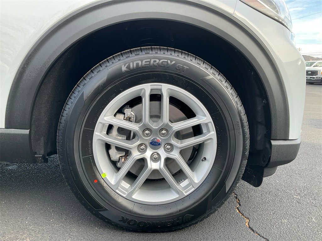 New 2026 Ford Explorer Active image 10