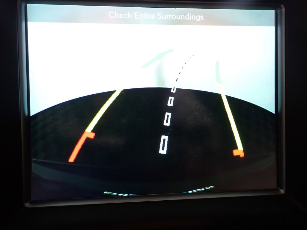 Used 2018 Jeep Grand Cherokee Altitude image 32