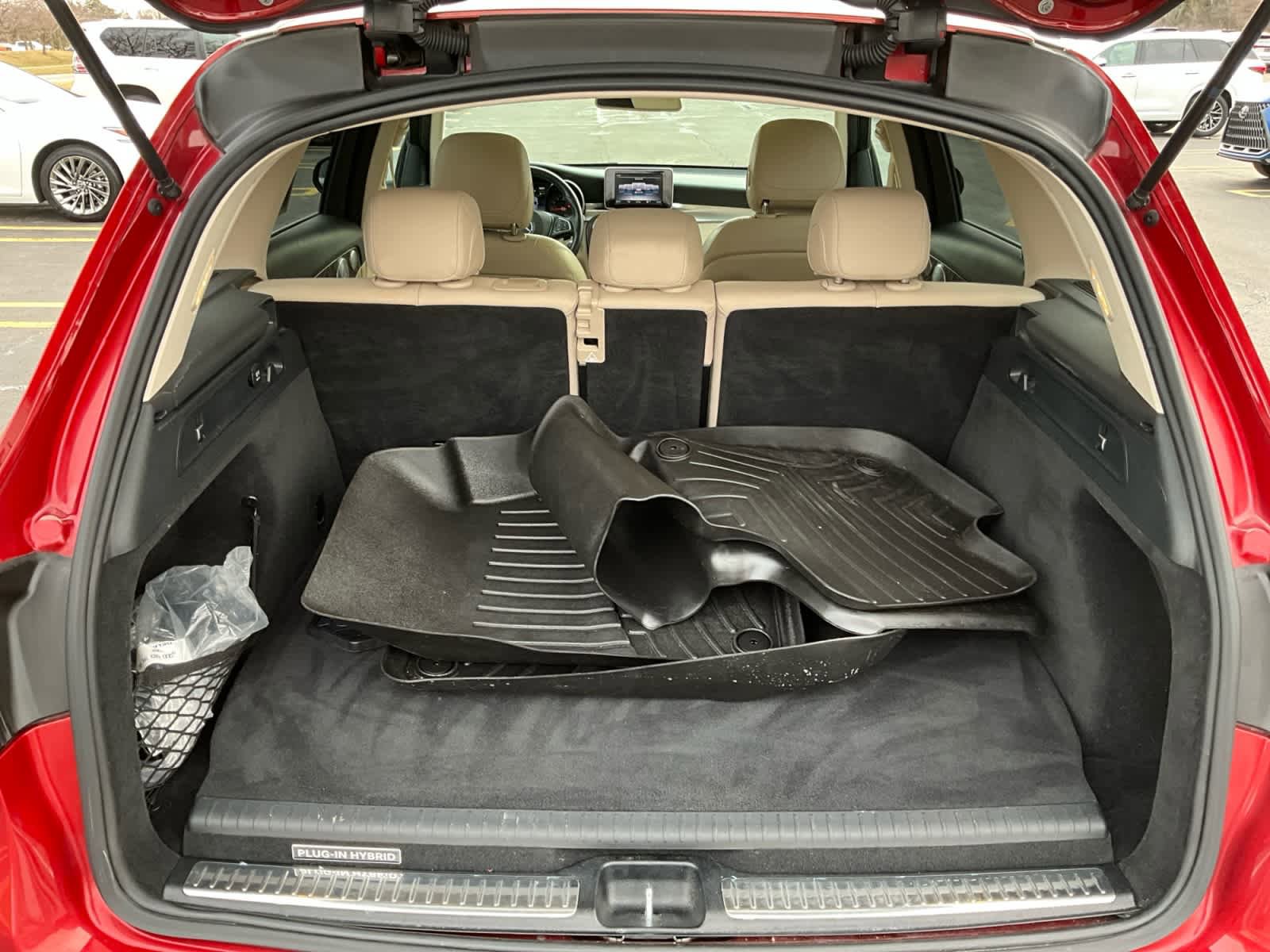 Used 2019 Mercedes-Benz GLC 350e 4MATIC image 22