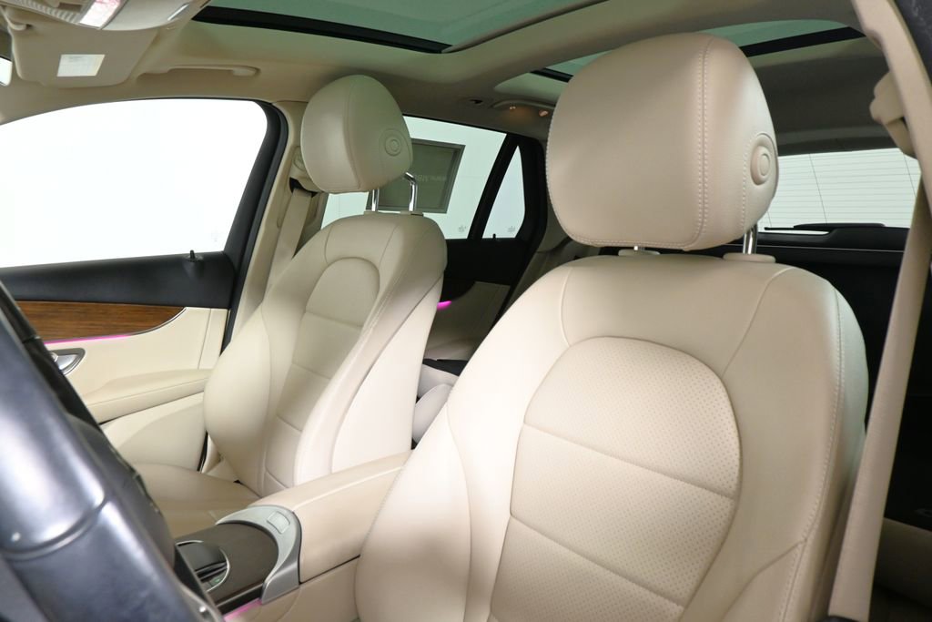 Certified 2022 Mercedes-Benz GLC 300 4MATIC image 16