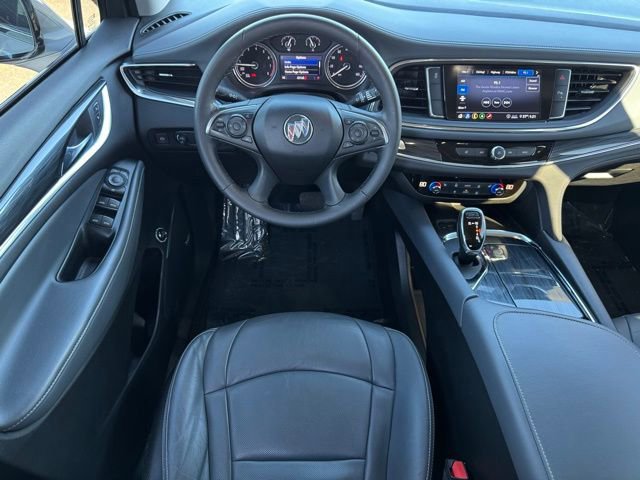 Used 2021 Buick Enclave Essence w/ Sound and Sites Package image 15