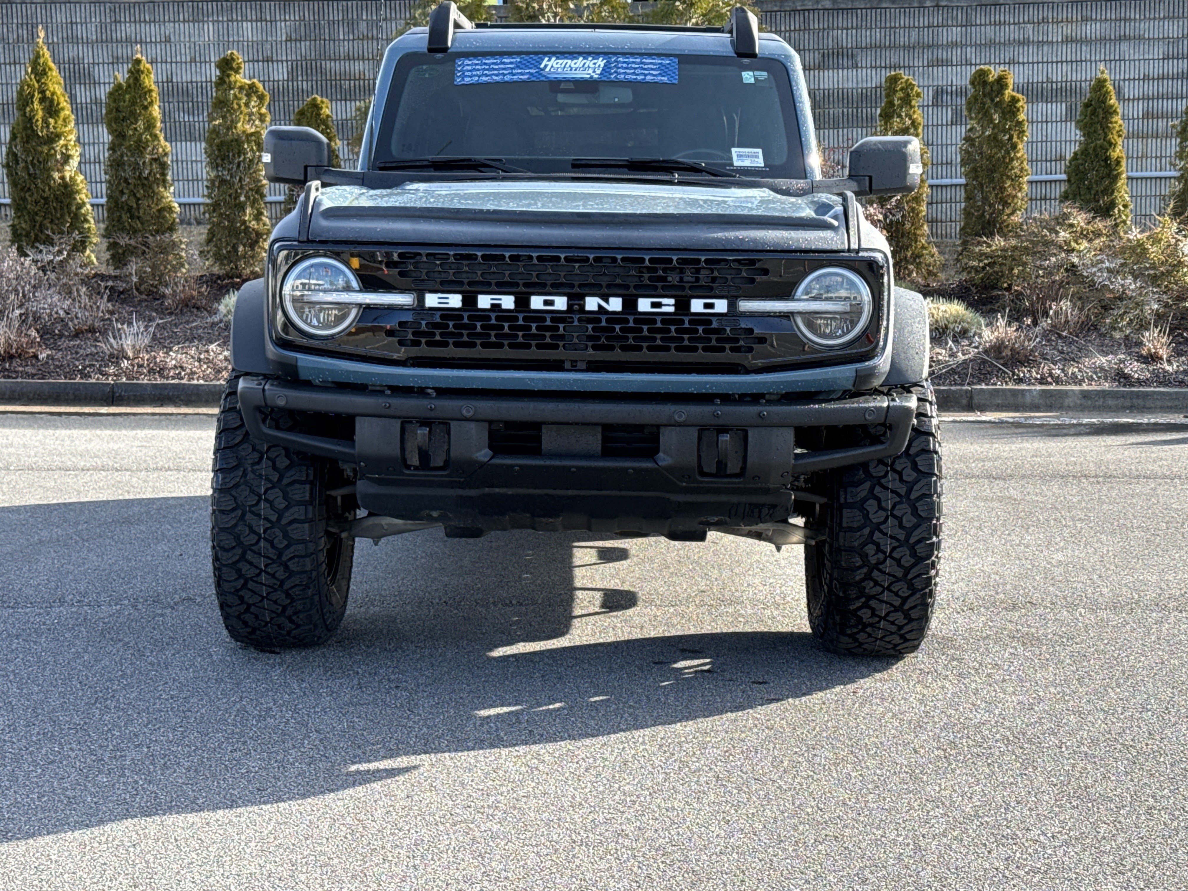 Used 2023 Ford Bronco Wildtrak image 3