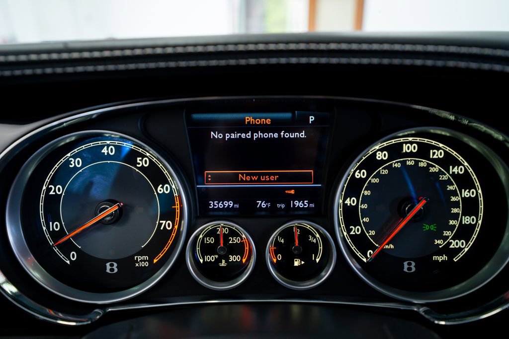 Used 2015 Bentley Flying Spur V8 AWD/4WD image 32