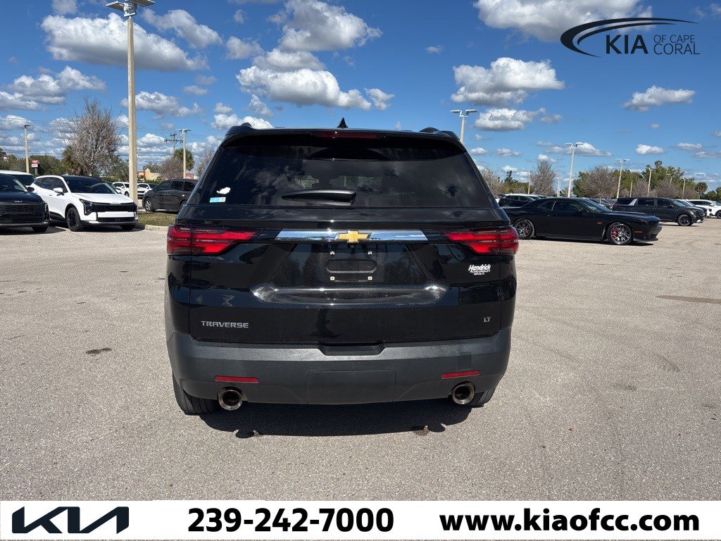 Used 2023 Chevrolet Traverse LT image 5
