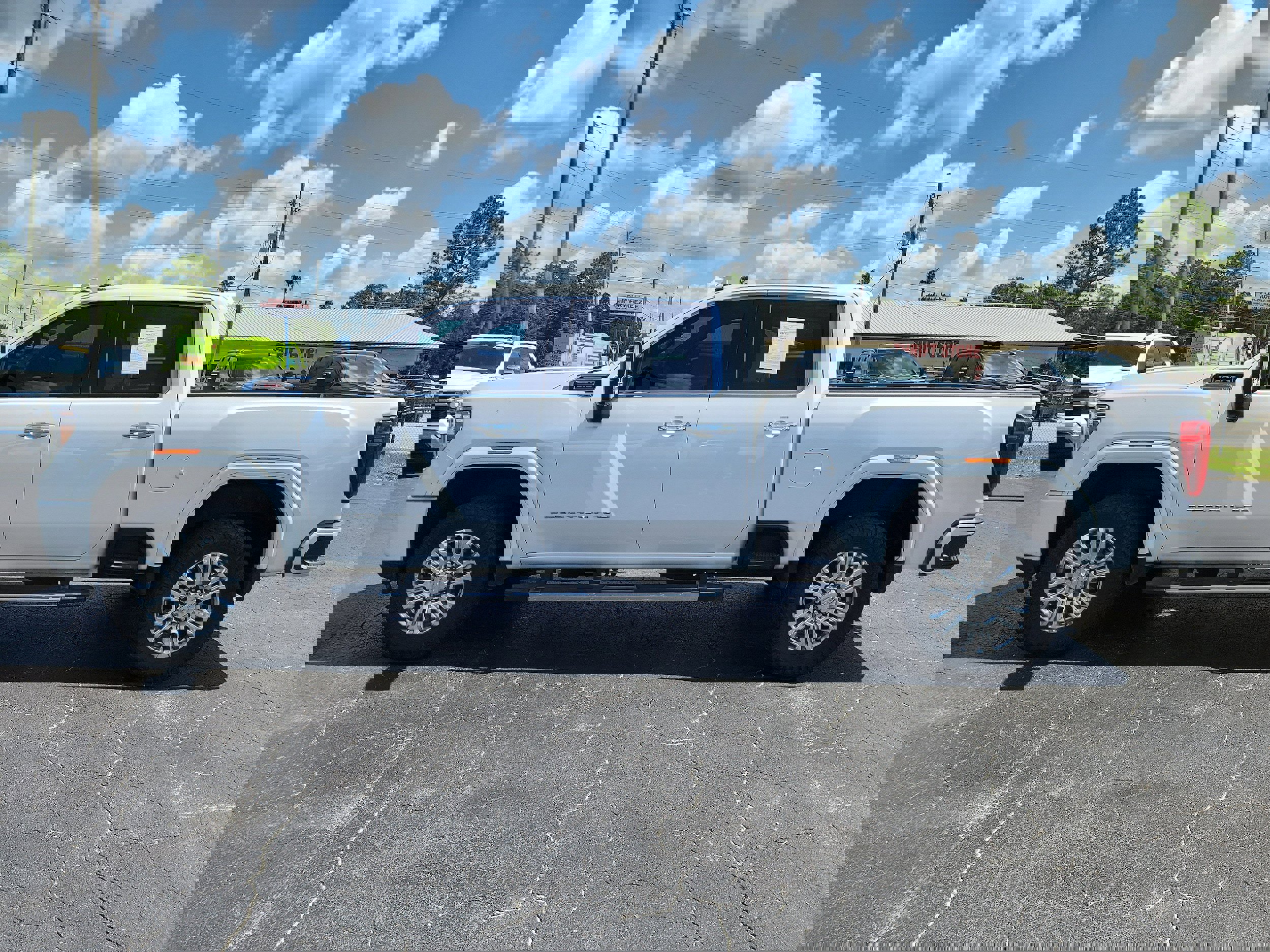 Used 2022 GMC Sierra 2500 Denali w/ Technology Package image 6
