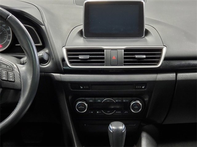 Used 2016 MAZDA MAZDA3 i Grand Touring image 16