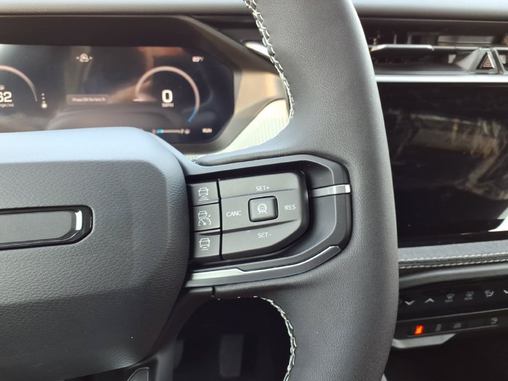 New 2026 Jeep Cherokee Laredo AWD/4WD image 19