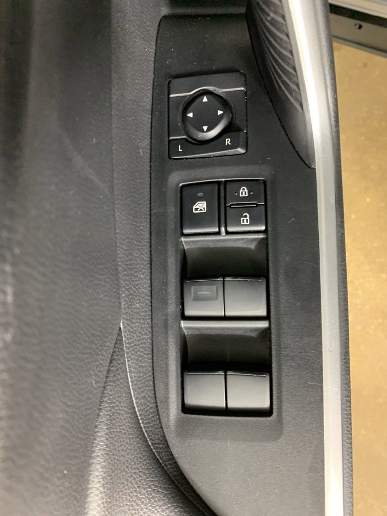 Used 2024 Toyota RAV4 LE image 17