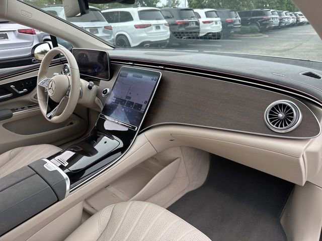 Used 2022 Mercedes-Benz EQS 450+ Sedan image 38