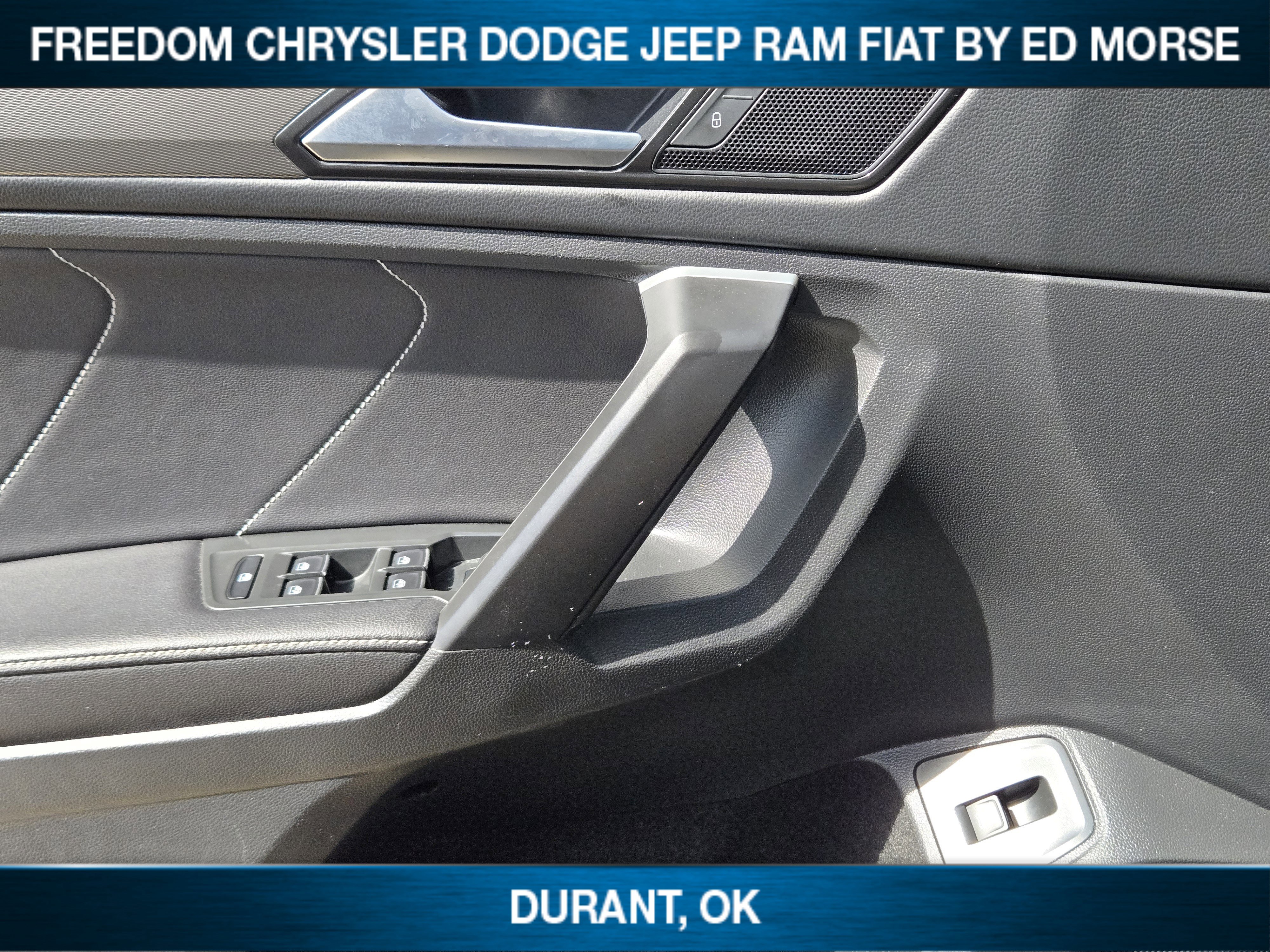 Used 2024 Volkswagen Tiguan SE FWD image 17