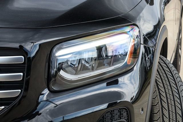 Certified 2024 Mercedes-Benz GLB 250 image 8