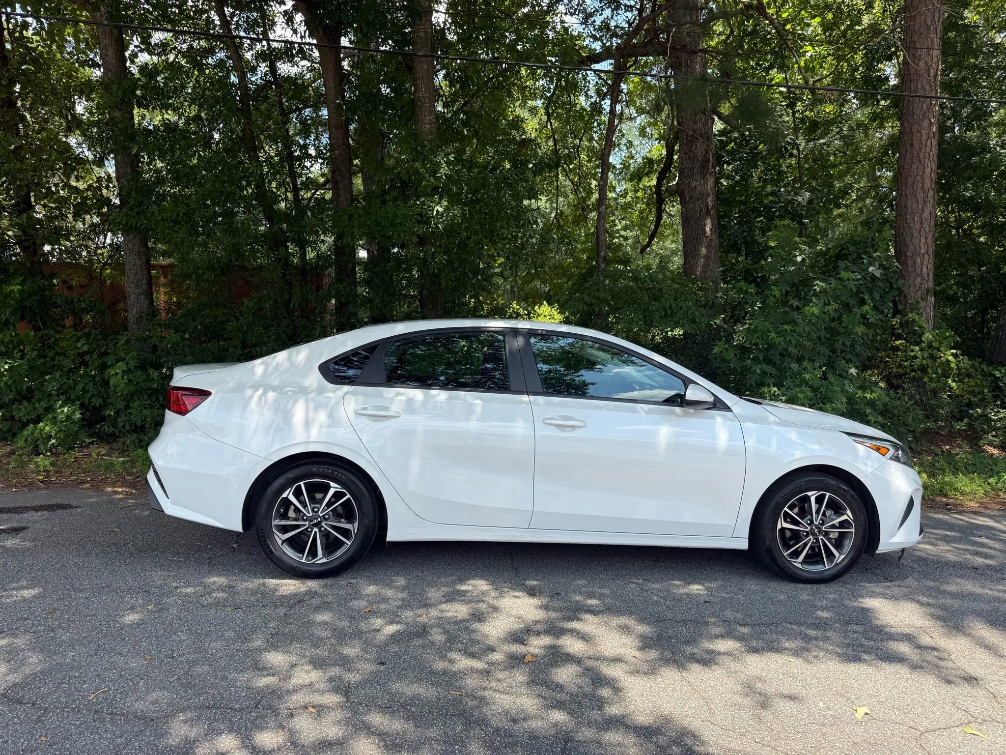 Used 2023 Kia Forte LXS image 10