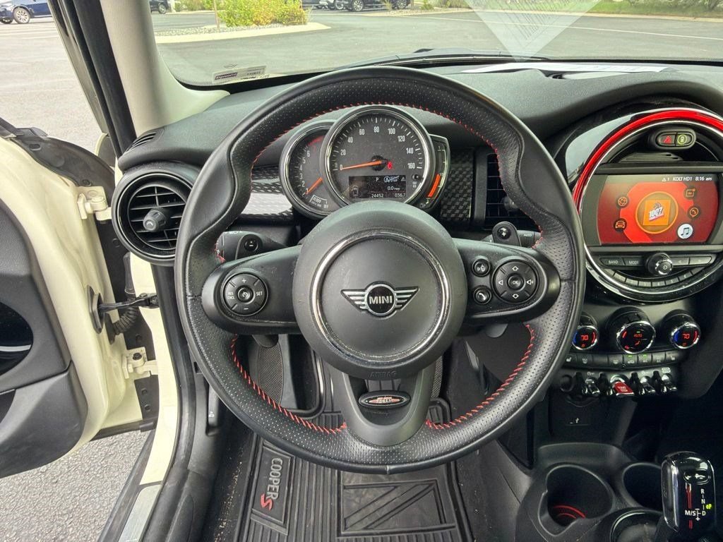 Used 2021 MINI Cooper S FWD image 13