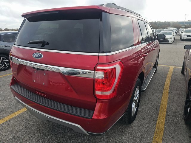 Used 2020 Ford Expedition XLT w/ Equipment Group 202A image 2
