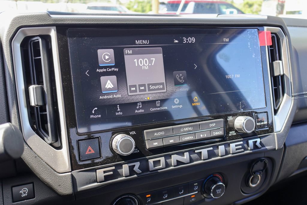 Used 2025 Nissan Frontier SV RWD image 5