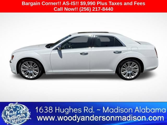 Used 2013 Chrysler 300 C w/ Light Group RWD image 3
