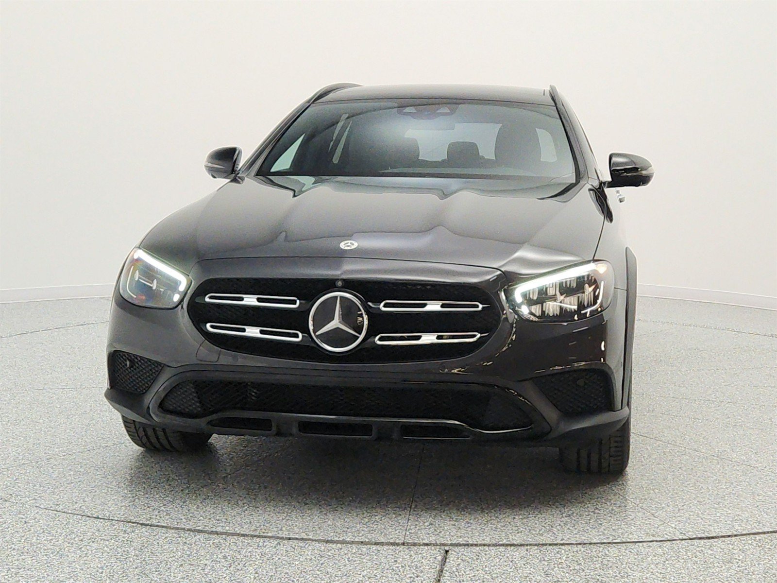 Certified 2022 Mercedes-Benz E 450 4MATIC All-Terrain Wagon image 2