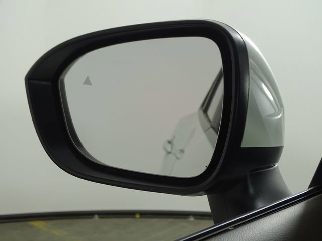 Used 2023 Nissan Rogue SV AWD/4WD image 40