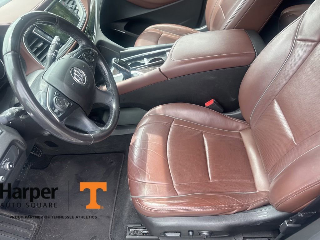 Used 2018 Buick Enclave Avenir w/ Avenir Technology Package AWD/4WD image 13