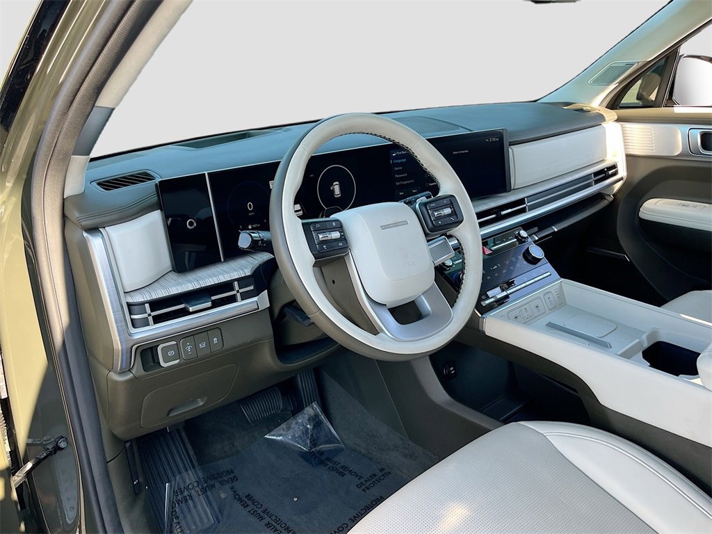 Used 2024 Hyundai Santa Fe Calligraphy image 9