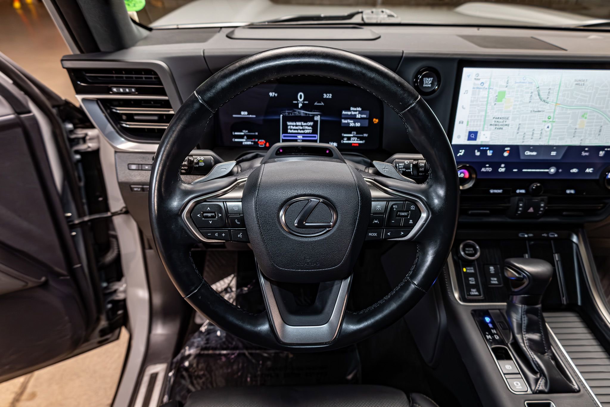 Used 2024 Lexus GX 550 image 16