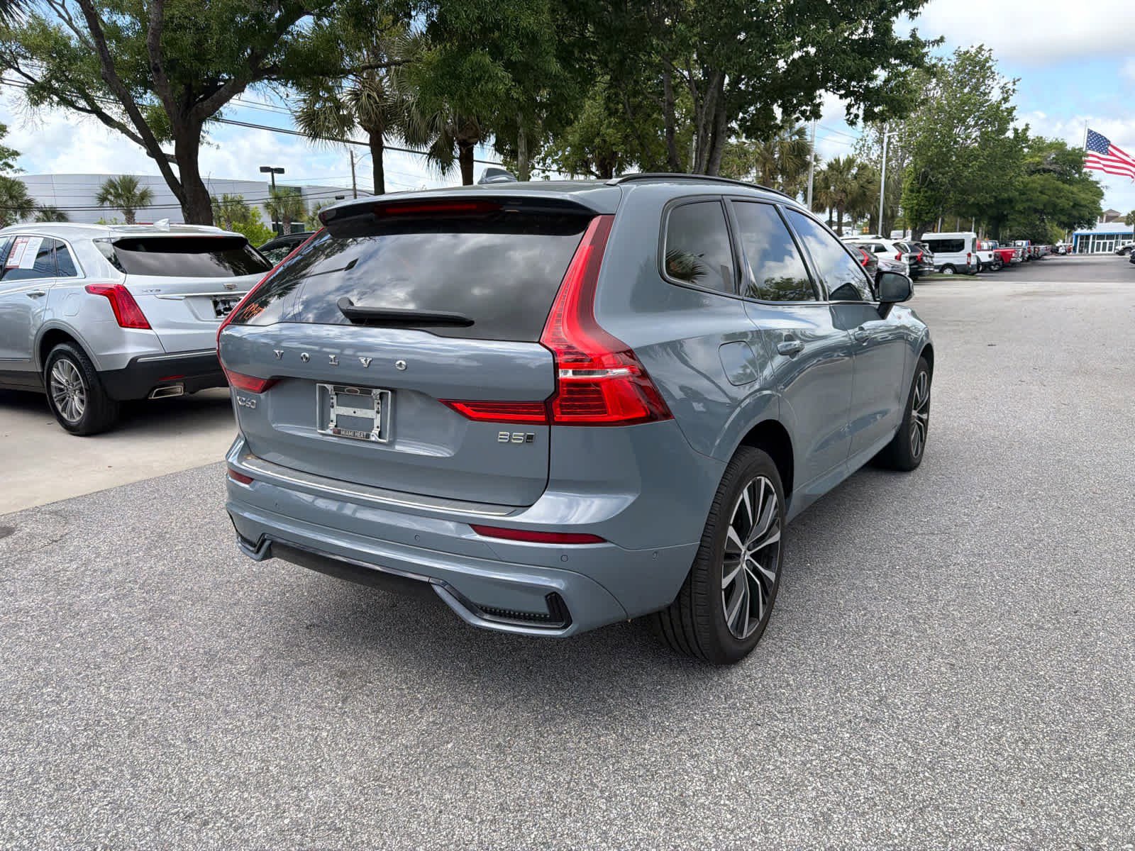 Used 2024 Volvo XC60 B5 Plus w/ Protection Package Premier image 16