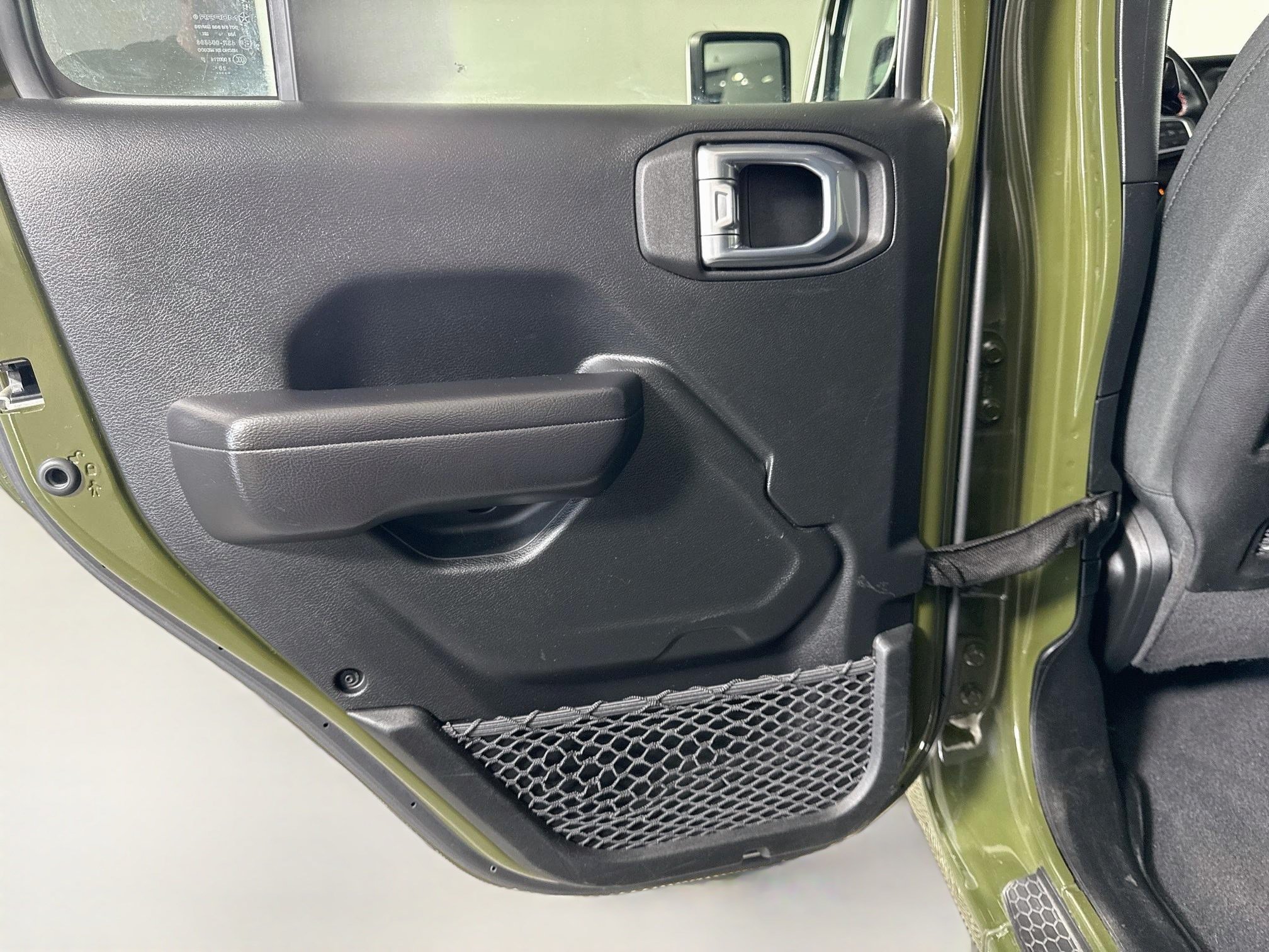 Used 2021 Jeep Wrangler Unlimited Rubicon w/ Uconnect 4C Nav & Sound Group AWD/4WD image 26