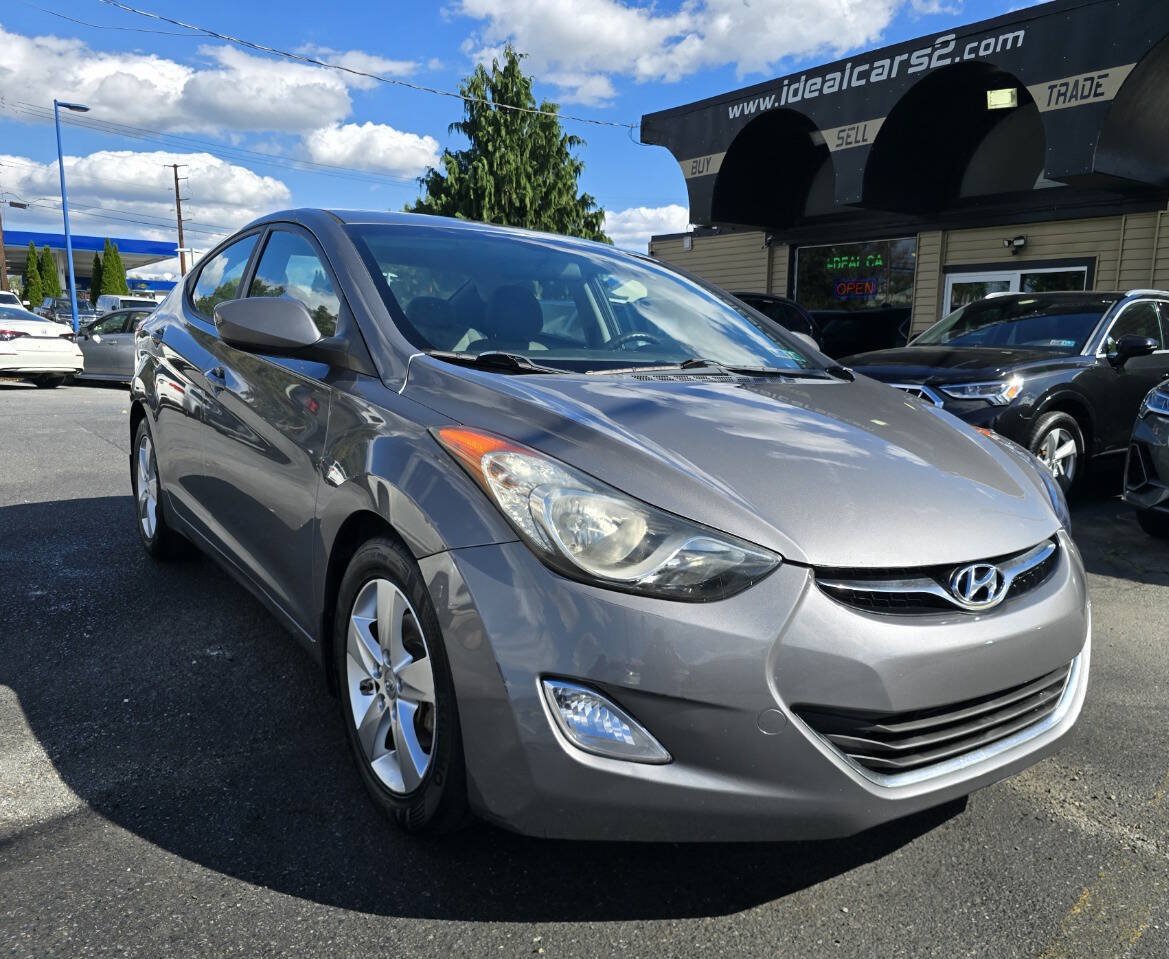 Used 2013 Hyundai Elantra GLS w/ Preferred Pkg FWD image 1