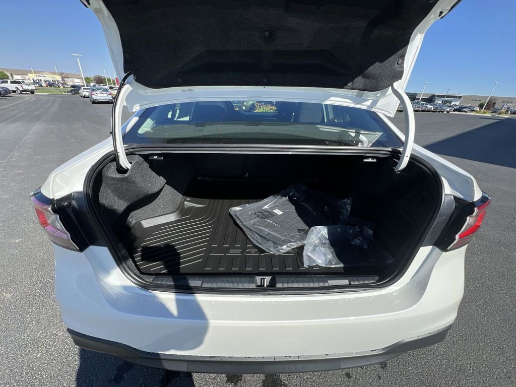 Certified 2025 Subaru Legacy Premium image 26