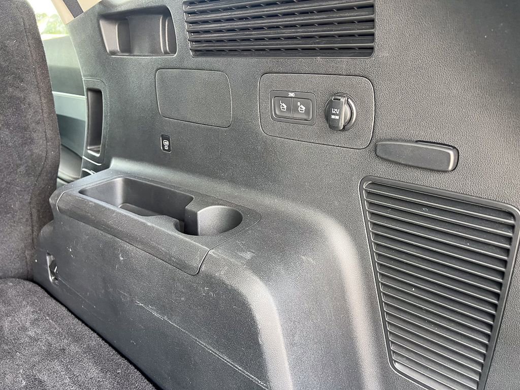Used 2024 Kia Sorento S FWD image 6