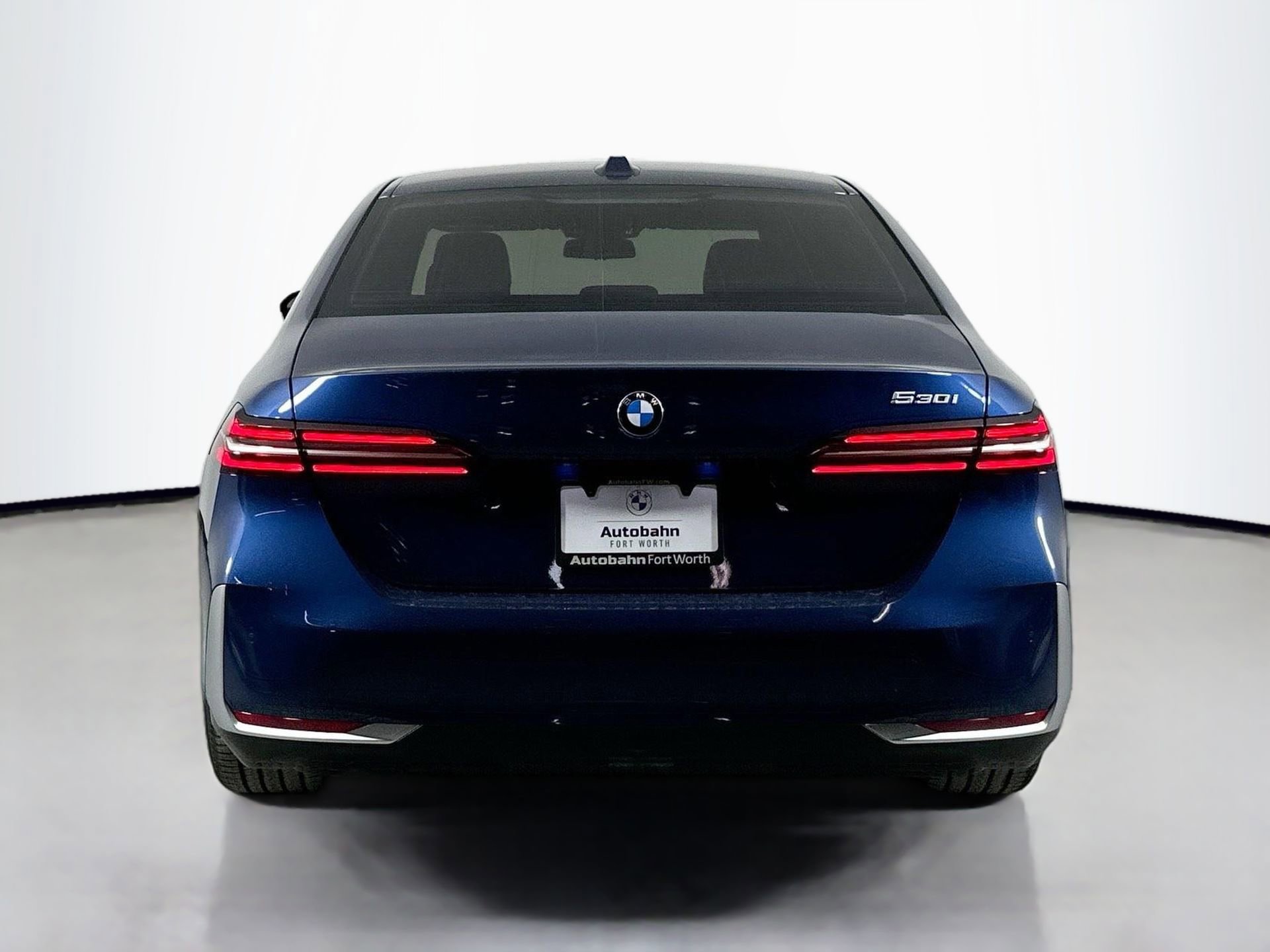 Used 2025 BMW 530i image 6