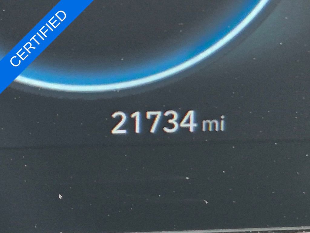 Used 2024 Hyundai Elantra Limited image 33