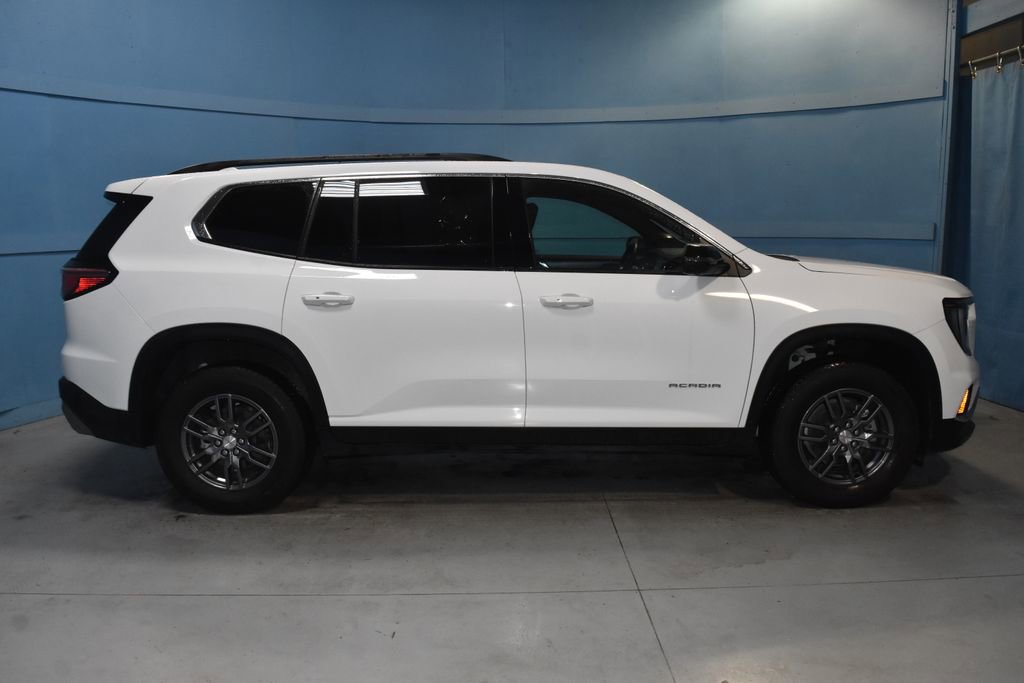 Used 2025 GMC Acadia Elevation image 23