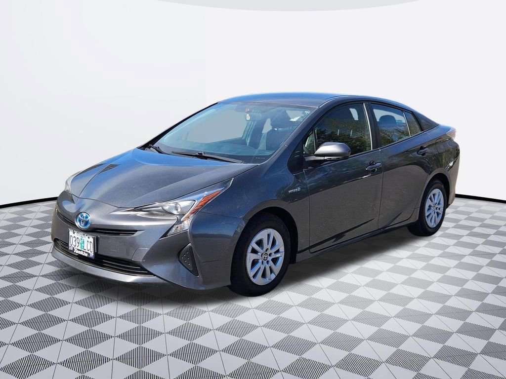 Used 2016 Toyota Prius Two image 2