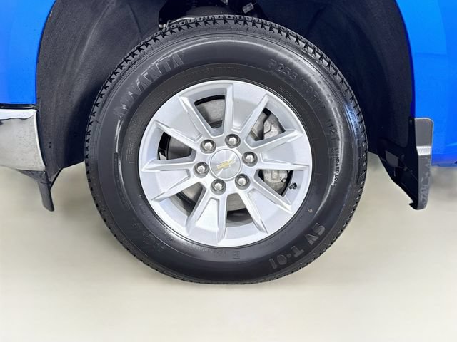 Used 2025 Chevrolet Silverado 1500 LT AWD/4WD image 31