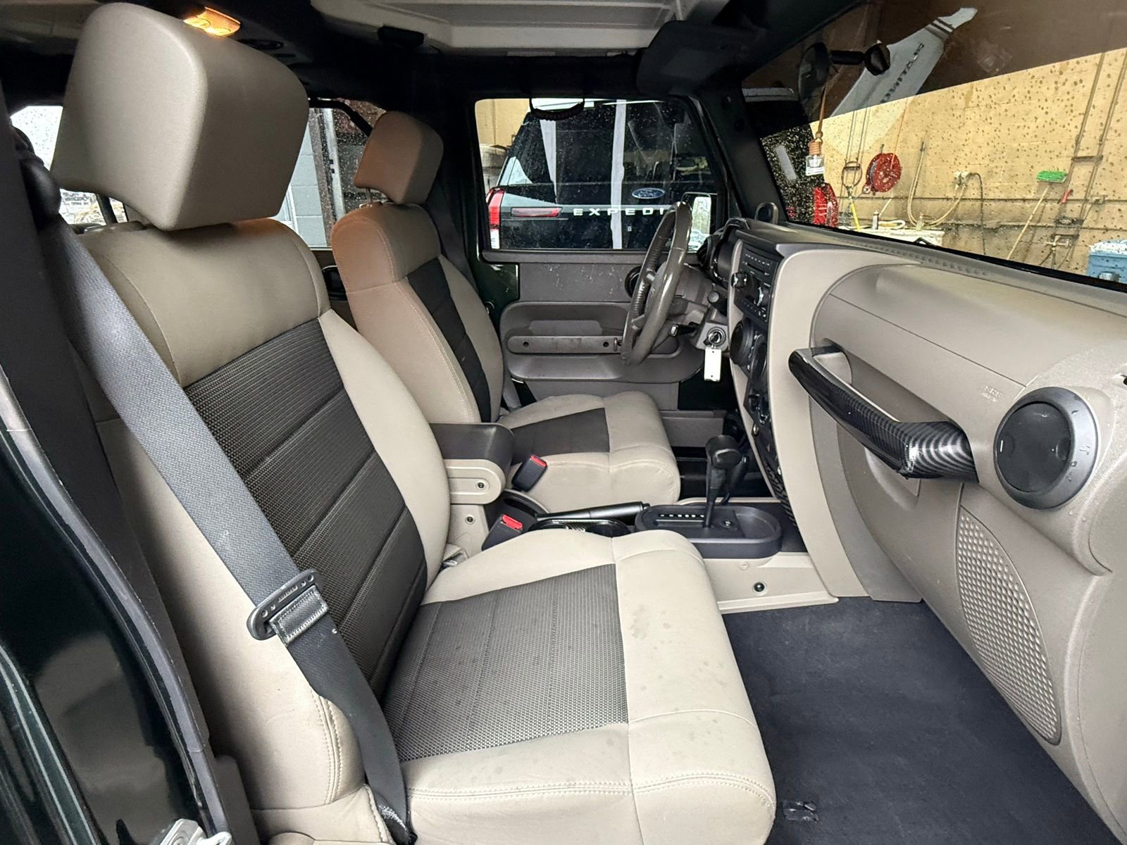 Used 2010 Jeep Wrangler Unlimited Sport image 15