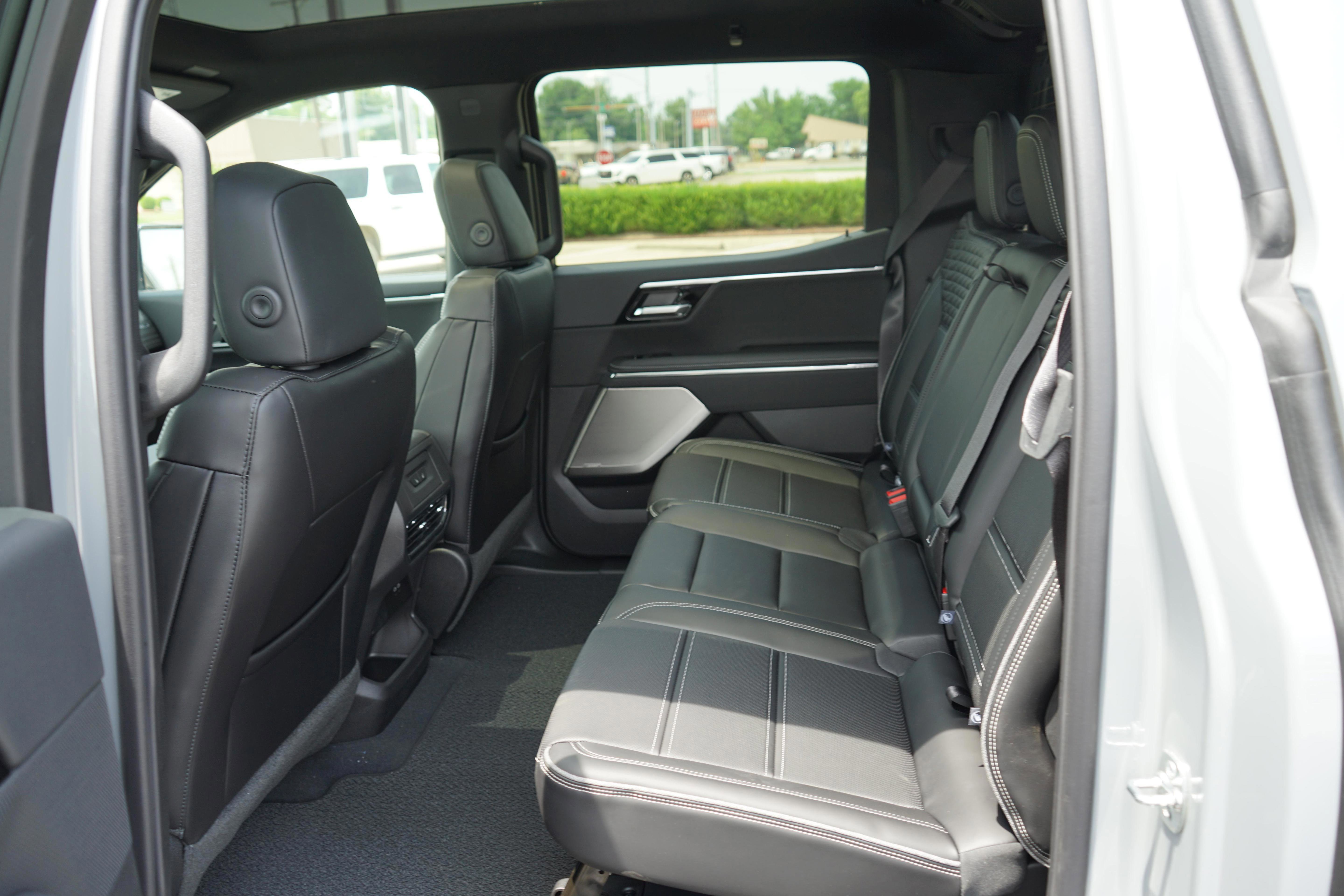 New 2025 GMC Sierra EV Denali image 18