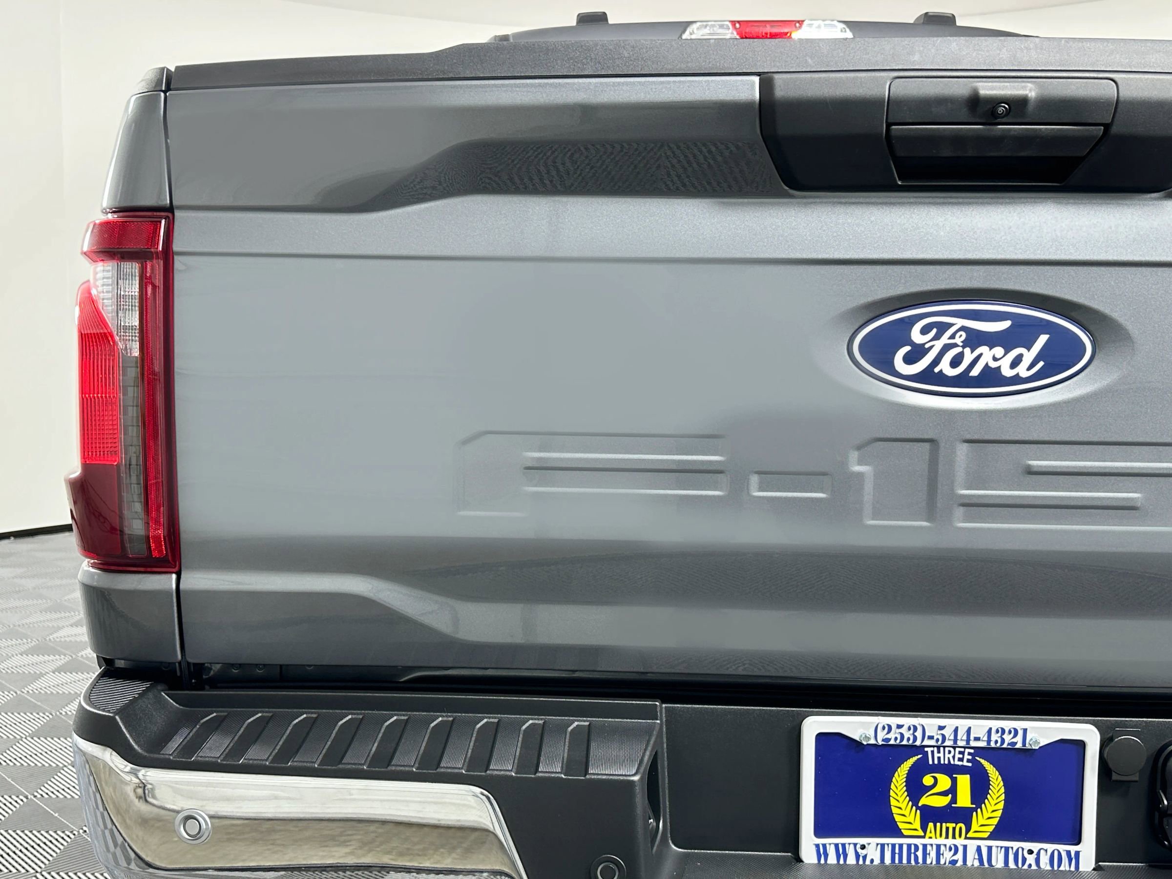 Used 2025 Ford F150 XLT w/ Equipment Group 301A Standard AWD/4WD image 11