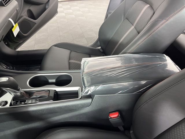 New 2026 Nissan Altima 2.5 SR w/ SR Midnight Edition Package FWD image 28