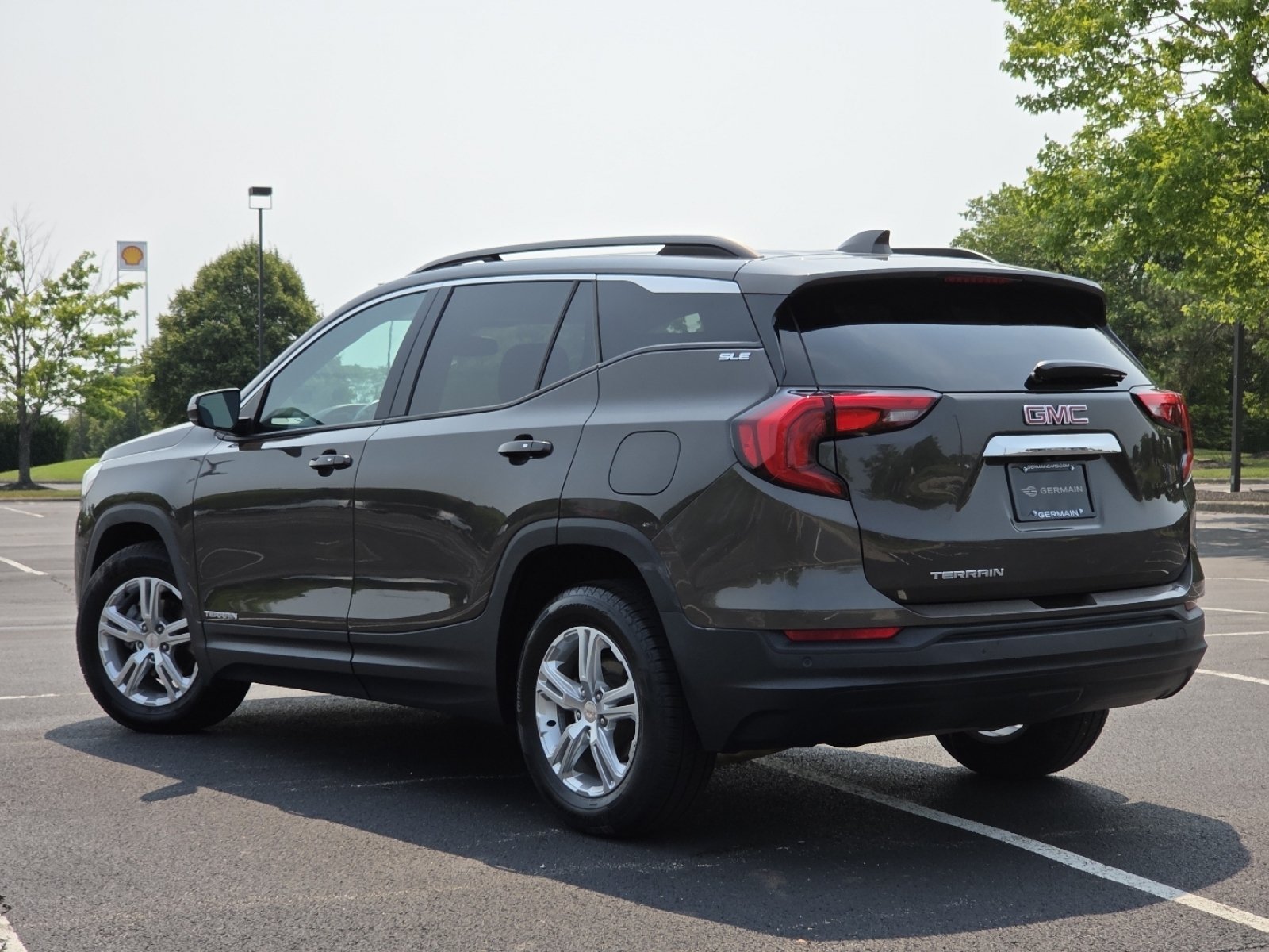 Used 2020 GMC Terrain SLE w/ Driver Convenience Package FWD image 15