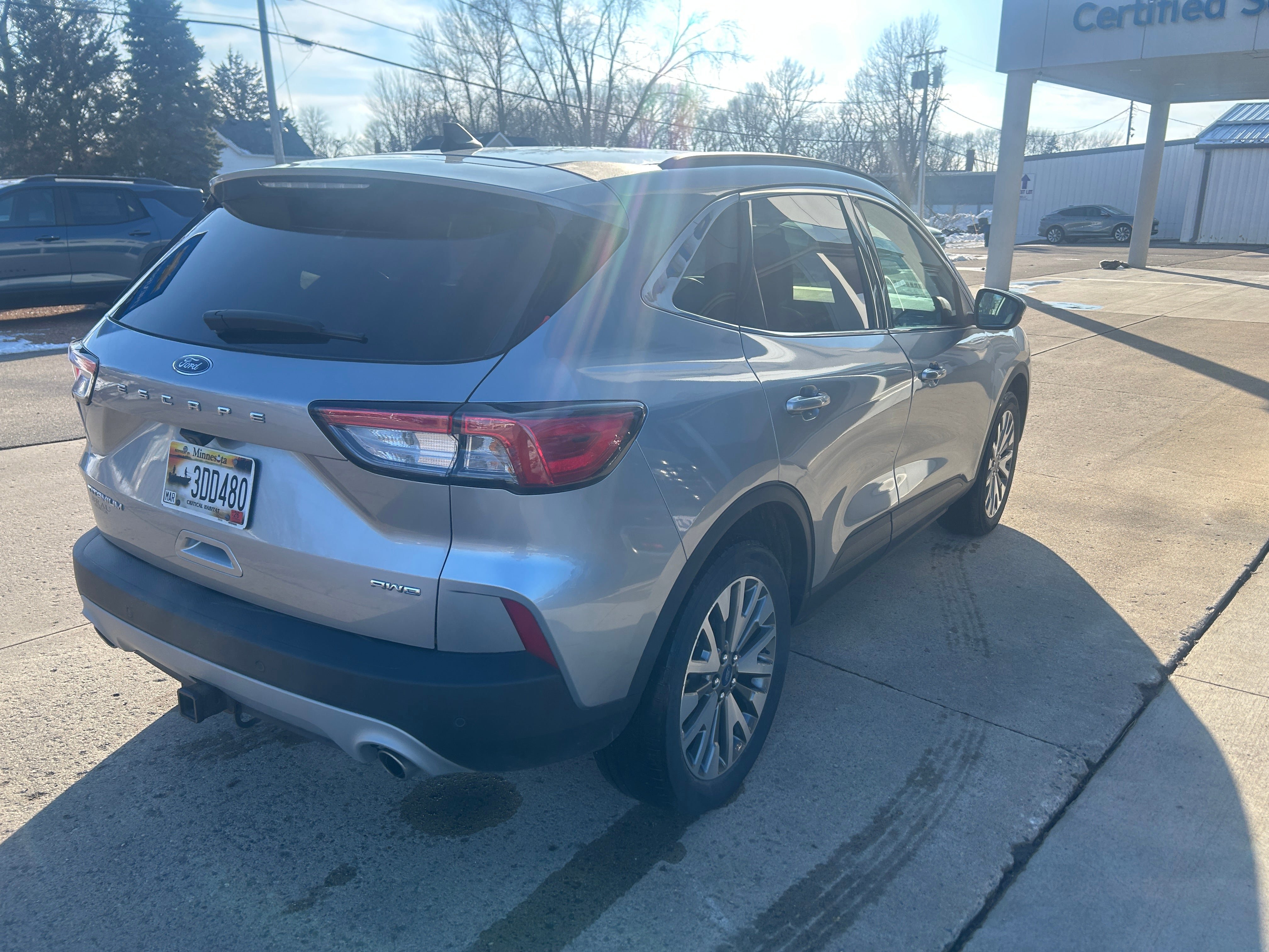 Used 2022 Ford Escape Titanium w/ Class II Trailer Tow Package image 6