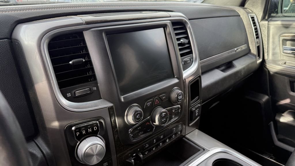 Used 2017 RAM 1500 Limited AWD/4WD image 3