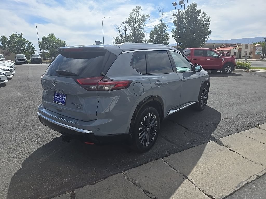 Used 2024 Nissan Rogue Platinum w/ Platinum Premium Package AWD/4WD image 5