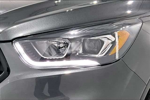 Used 2019 Ford Escape SEL w/ SEL Sport Appearance Package FWD image 42