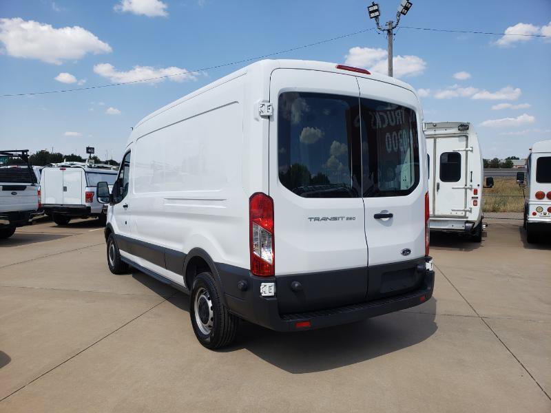 Used 2015 Ford Transit 250 148 Medium Roof RWD image 9